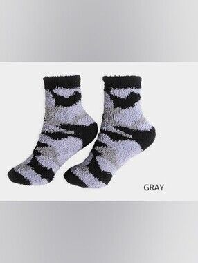 Fuzzy Camouflage Print Socks